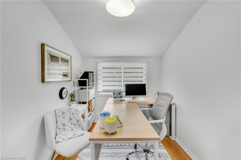10 Goldfinch Road Property Photo 20