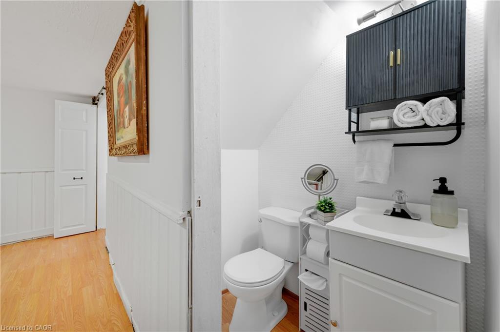 10 Goldfinch Road Property Photo 28