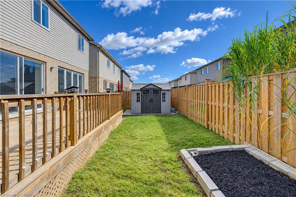 365 Woolwich Street Property Photo 23