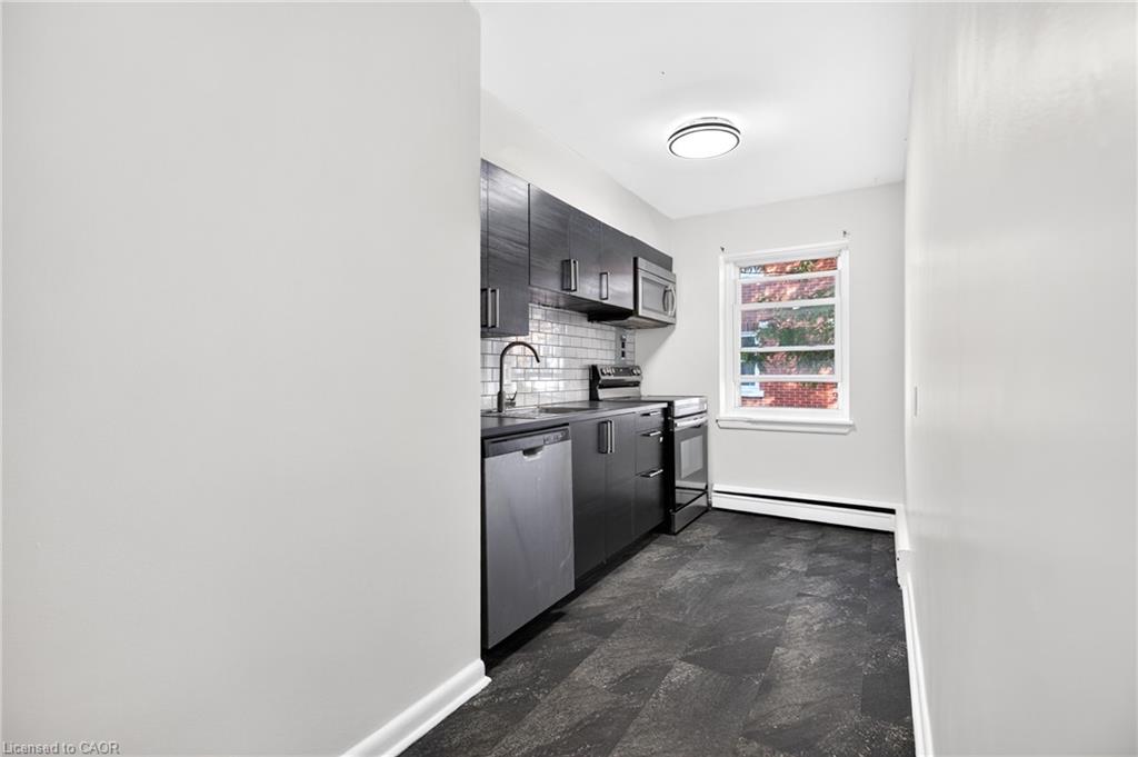 3-3 Applewood Avenue Property Photo 9