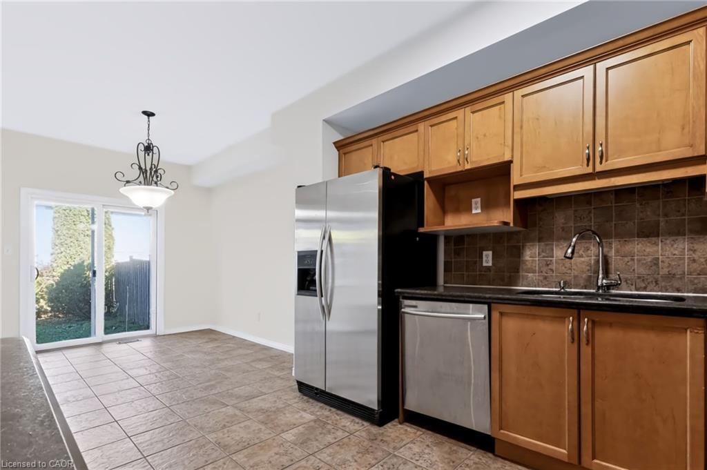 488 Stonehenge Drive Property Photo 17