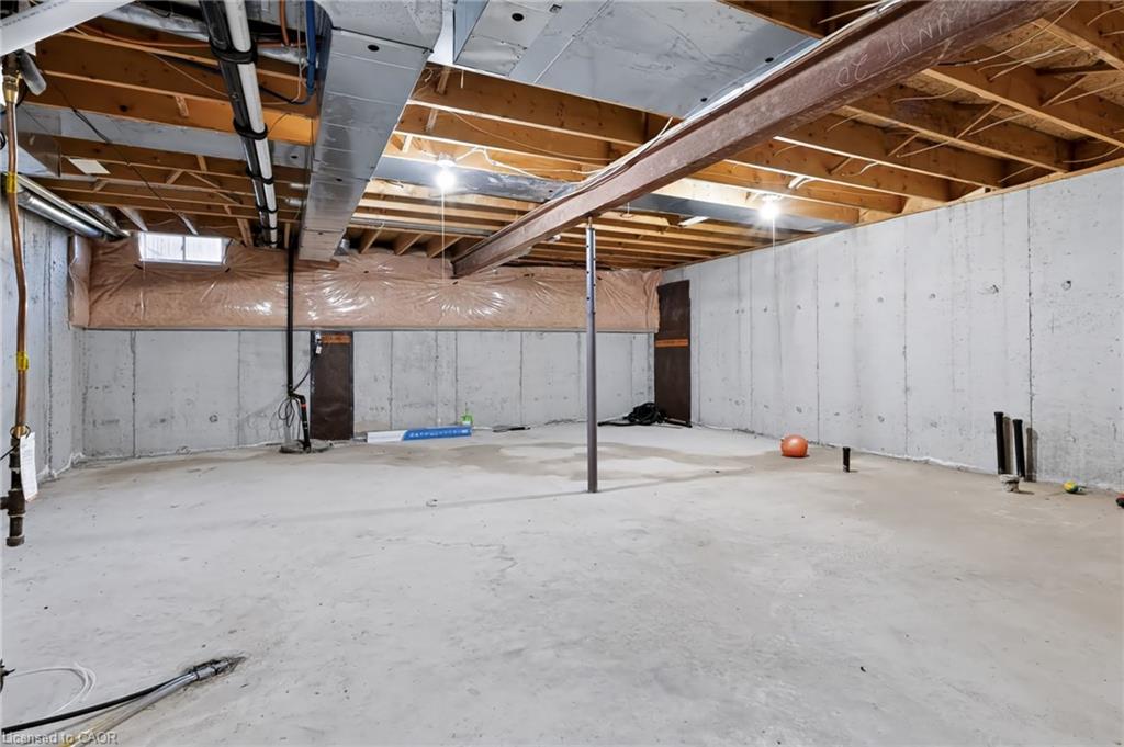 488 Stonehenge Drive Property Photo 31