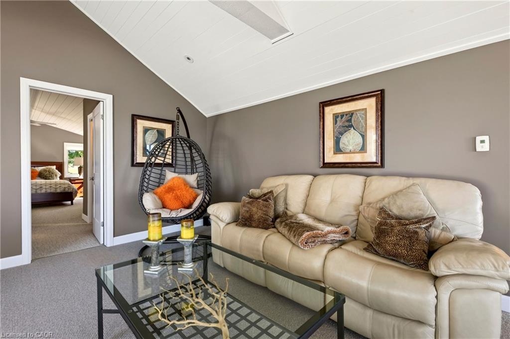 34 Hoover Point Lane Property Photo 10