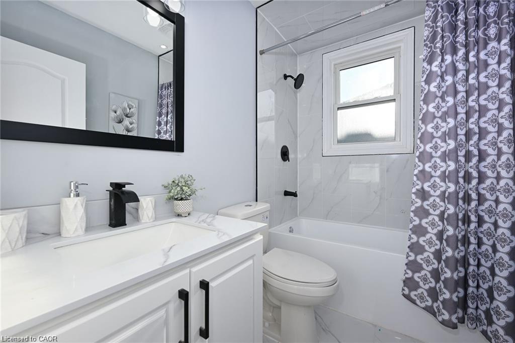 213 East 28th Street Property Photo 19