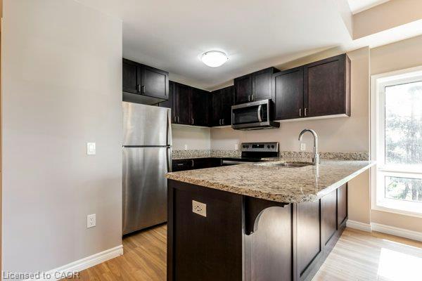 105-456 Lorne Avenue Property Photo 17