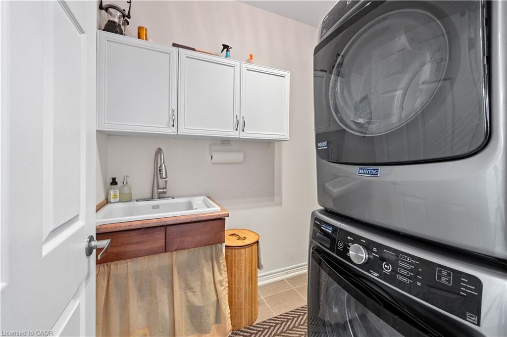 436 Galbraith Street Property Photo 28