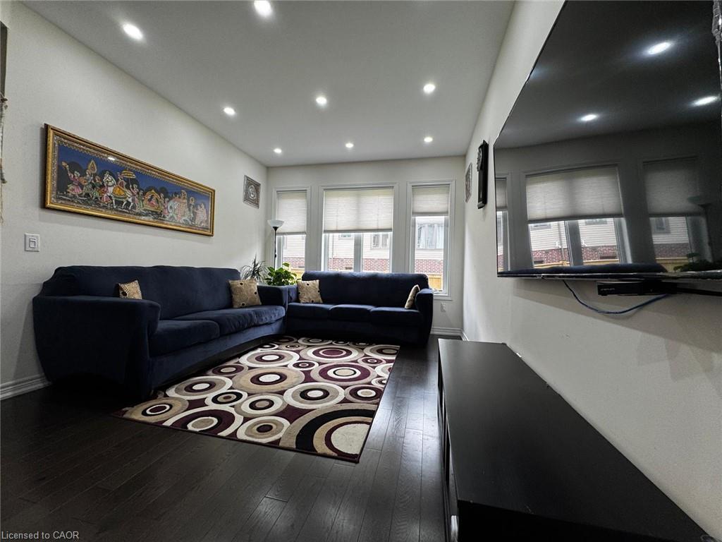 10 Talence Drive Property Photo 9