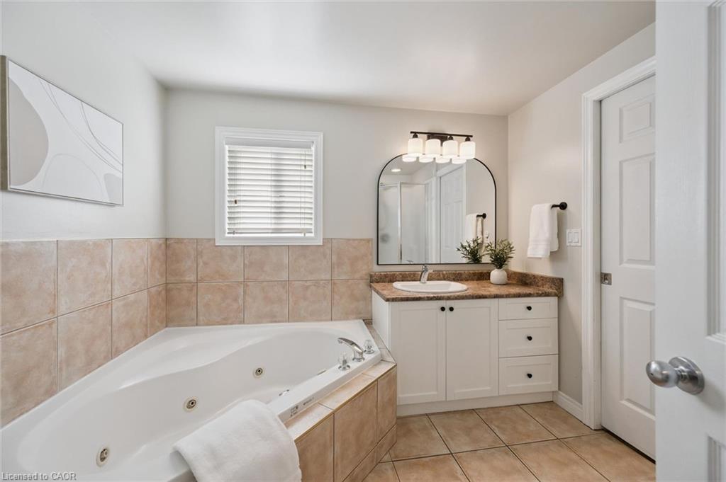 70 Inge Court Property Photo 28