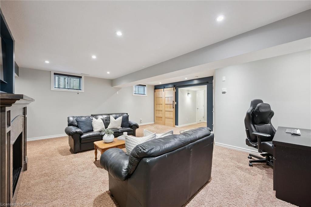 70 Inge Court Property Photo 30