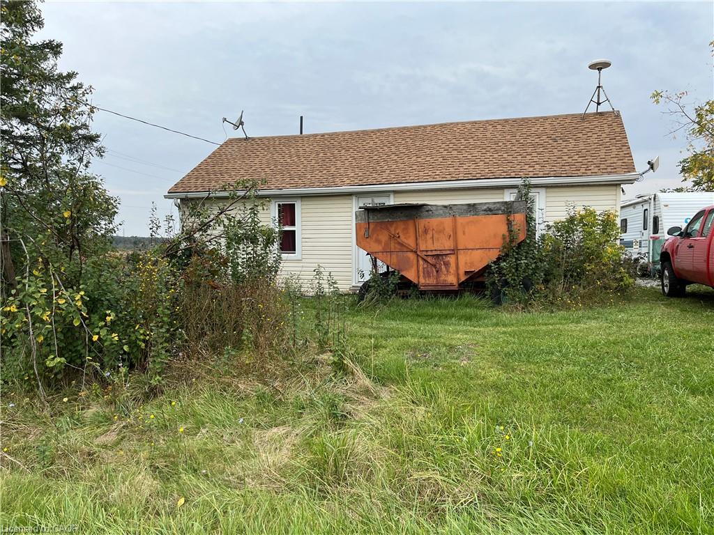 3031 Rainham Road Property Photo 4