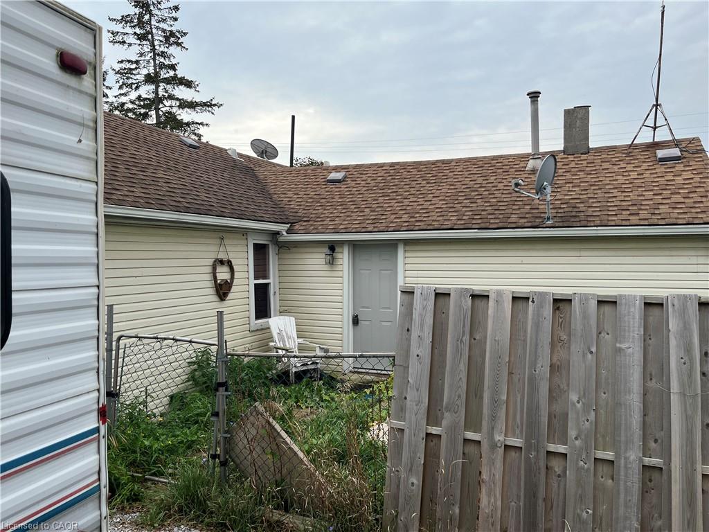 3031 Rainham Road Property Photo 5