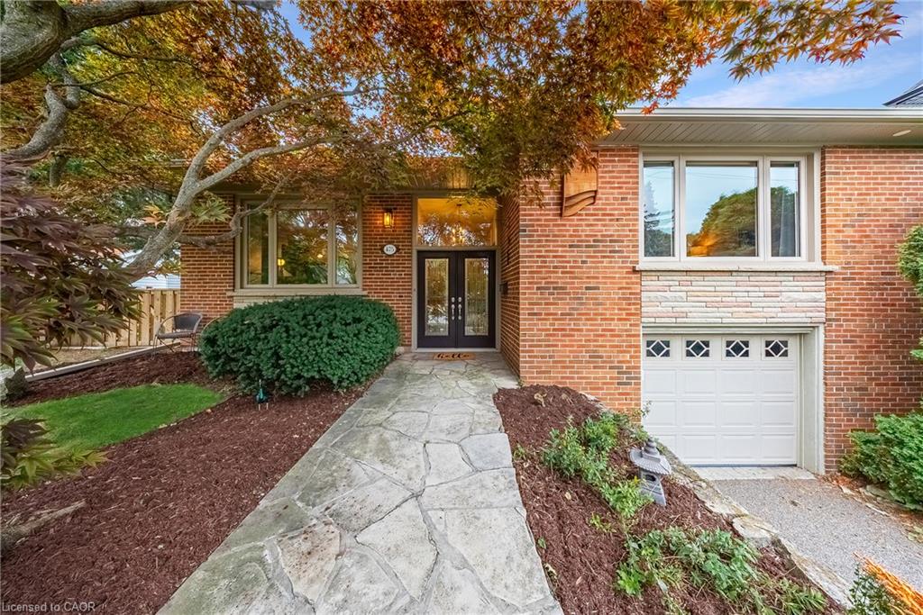 475 Willis Drive Property Photo 4
