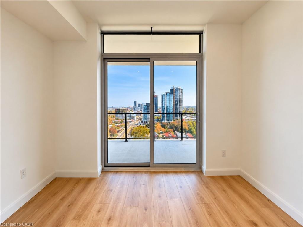 1508-741 King Street W Property Photo 15