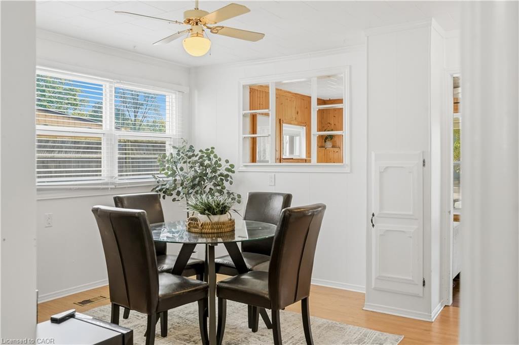 42 Sanderson Street Property Photo 12
