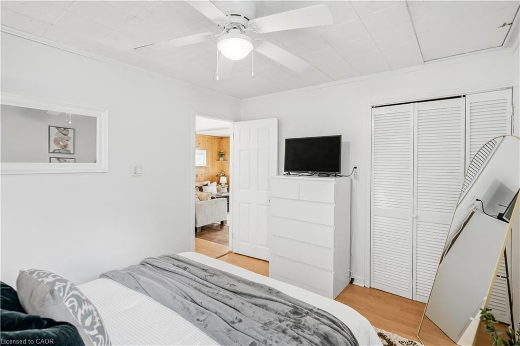 42 Sanderson Street Property Photo 23