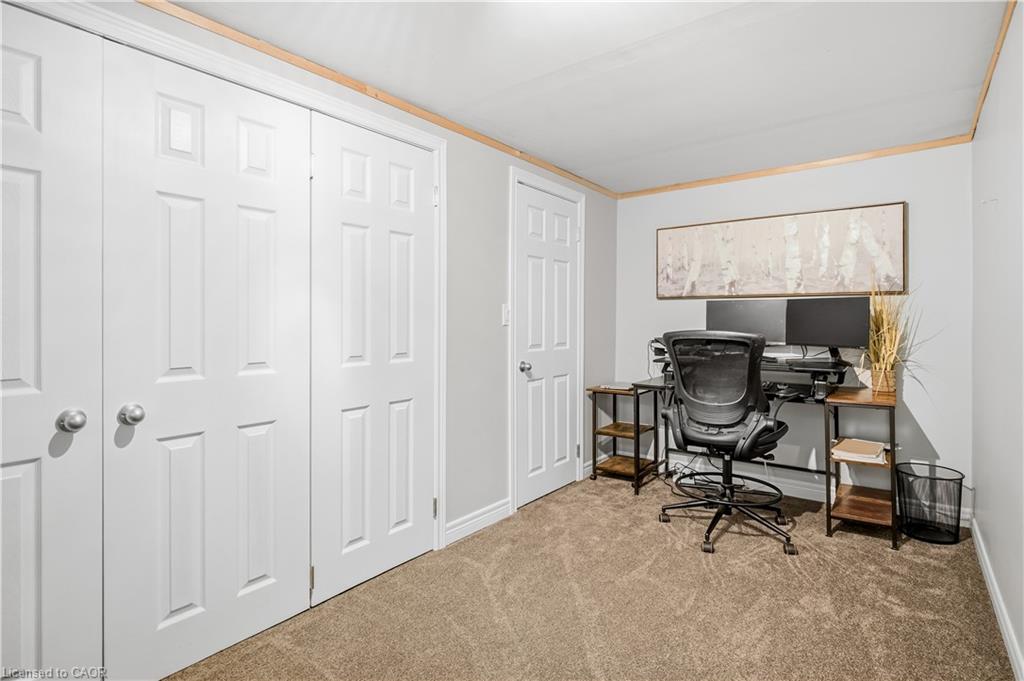 42 Sanderson Street Property Photo 30