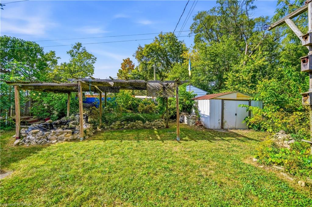 42 Sanderson Street Property Photo 36