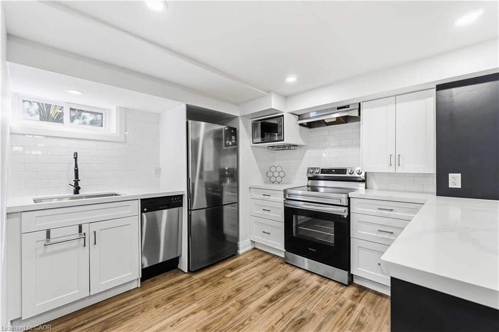 41 Sharon Avenue Property Photo 9