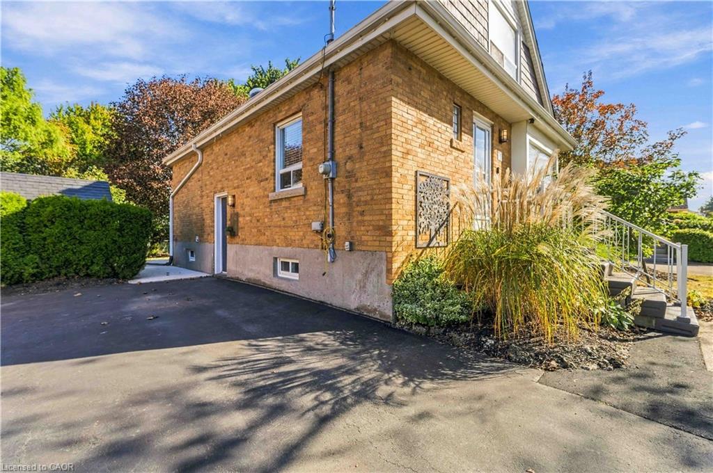 41 Sharon Avenue Property Photo 15