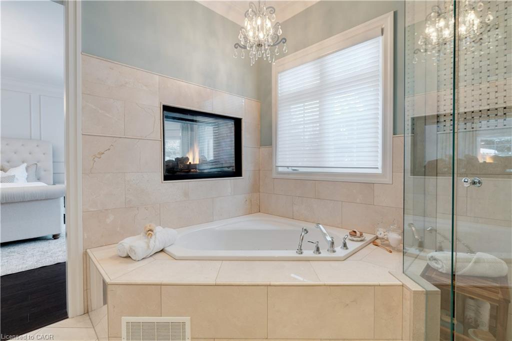 4 Holdroyd Court Property Photo 23