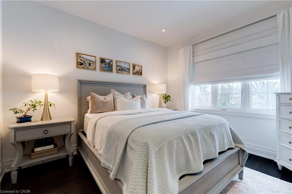 4 Holdroyd Court Property Photo 27