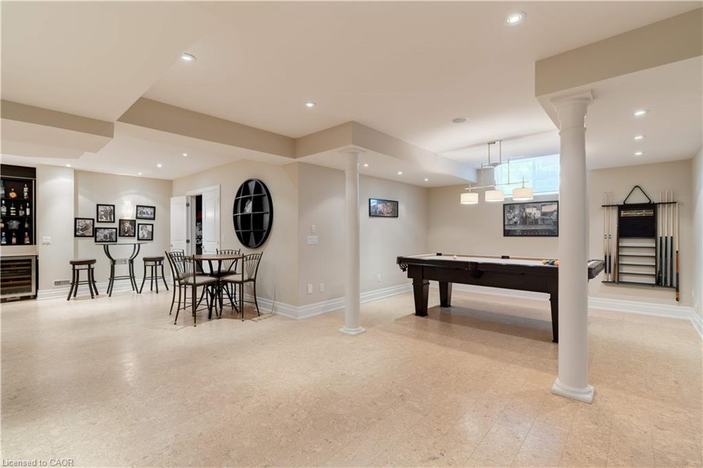 4 Holdroyd Court Property Photo 29