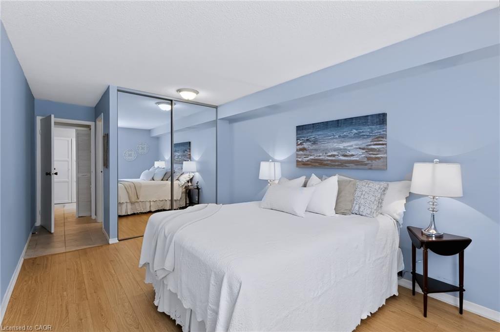 103-5280 Lakeshore Road Property Photo 16