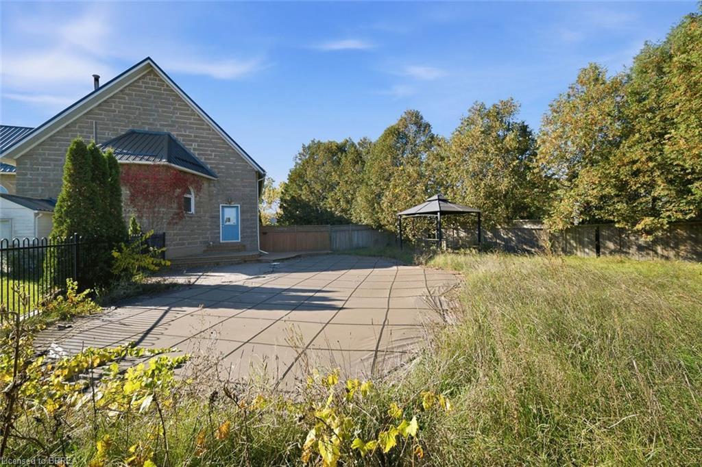 205 Norfolk County #45 Road Property Photo 33