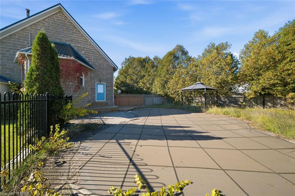 205 Norfolk County #45 Road Property Photo 34