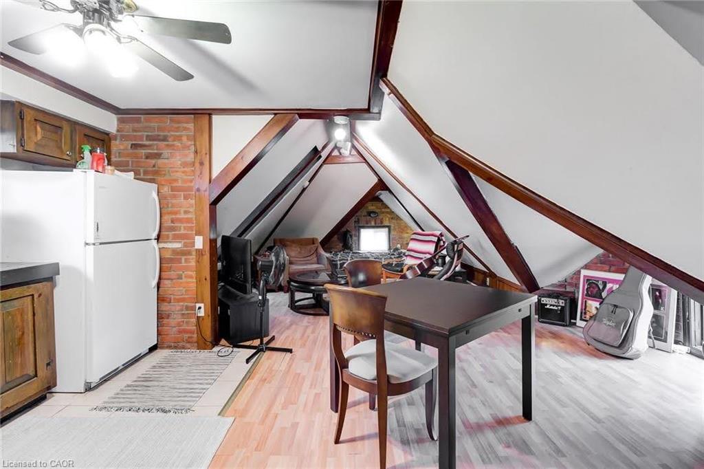 44 Ashley Street Property Photo 4