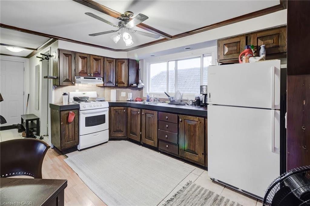 44 Ashley Street Property Photo 7
