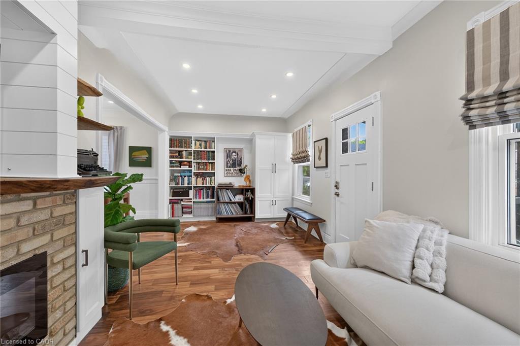 28 Baker Street Property Photo 4