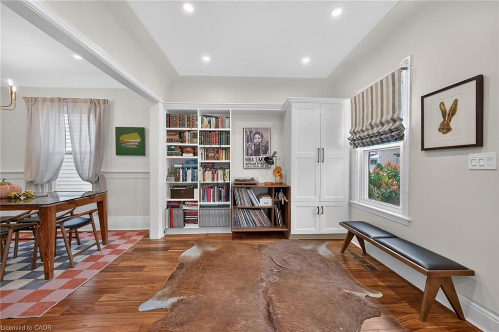 28 Baker Street Property Photo 5