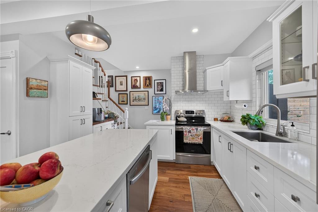28 Baker Street Property Photo 15