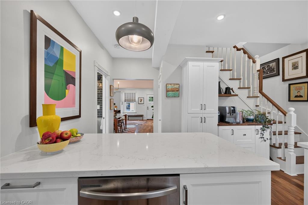 28 Baker Street Property Photo 19