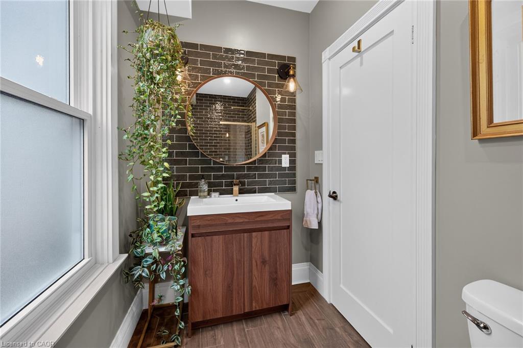28 Baker Street Property Photo 21