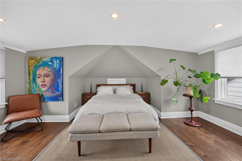 28 Baker Street Property Photo 33