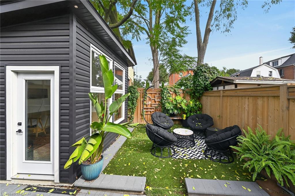 28 Baker Street Property Photo 42
