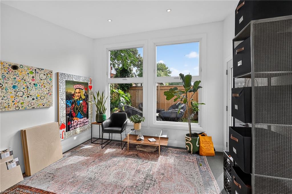 28 Baker Street Property Photo 46
