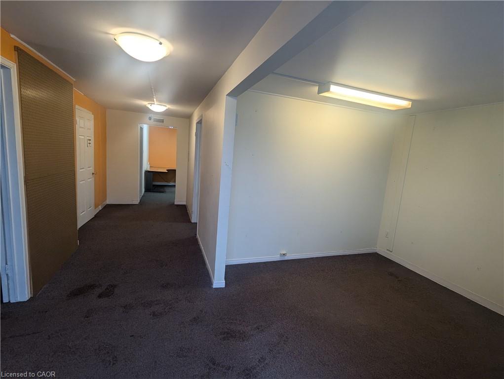 10-100 Lancing Drive Property Photo 5