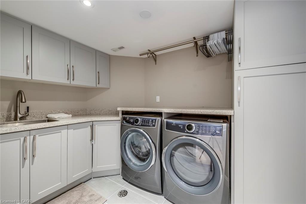 48 Forsythe Street Property Photo 47