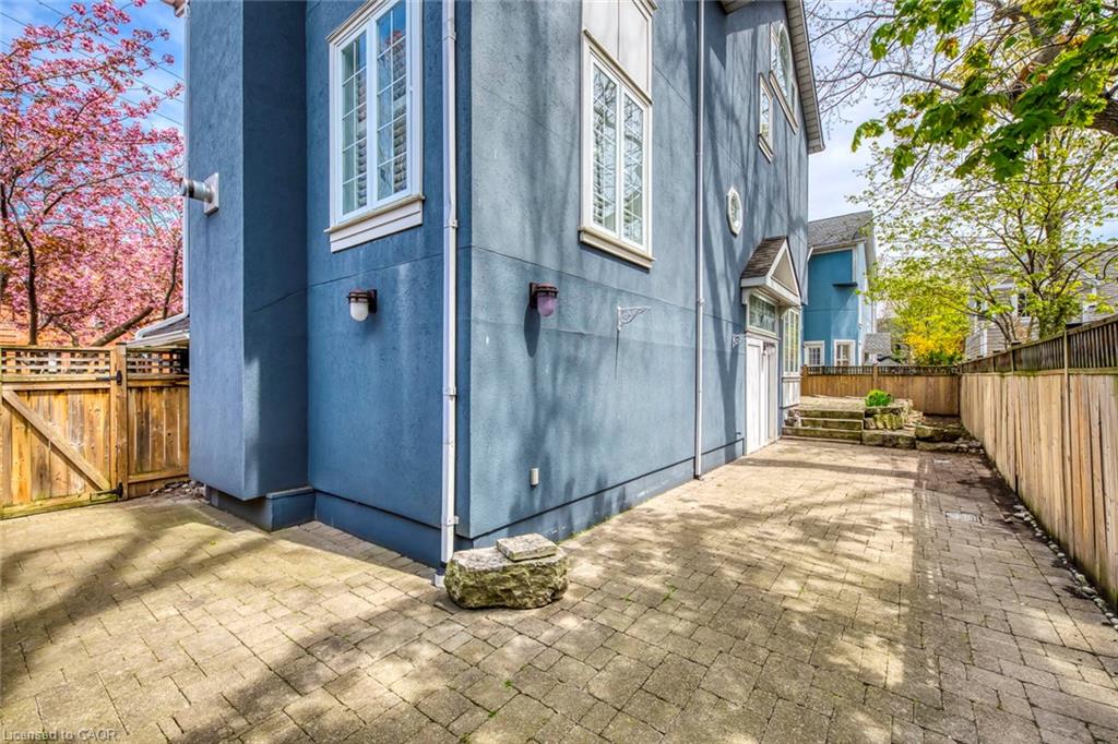 48 Forsythe Street Property Photo 48