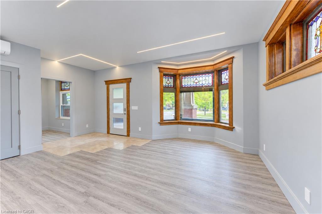 56 Mansion Street Property Photo 6
