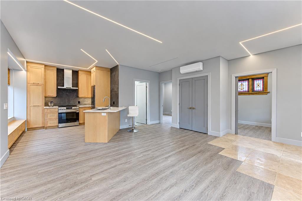 56 Mansion Street Property Photo 7