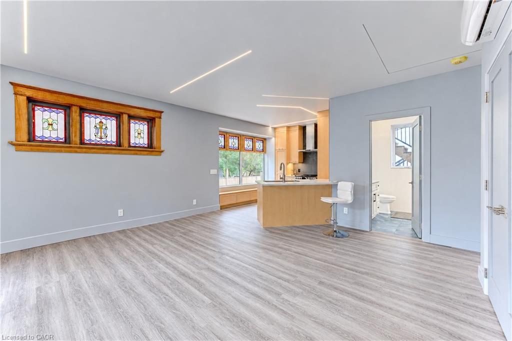 56 Mansion Street Property Photo 9