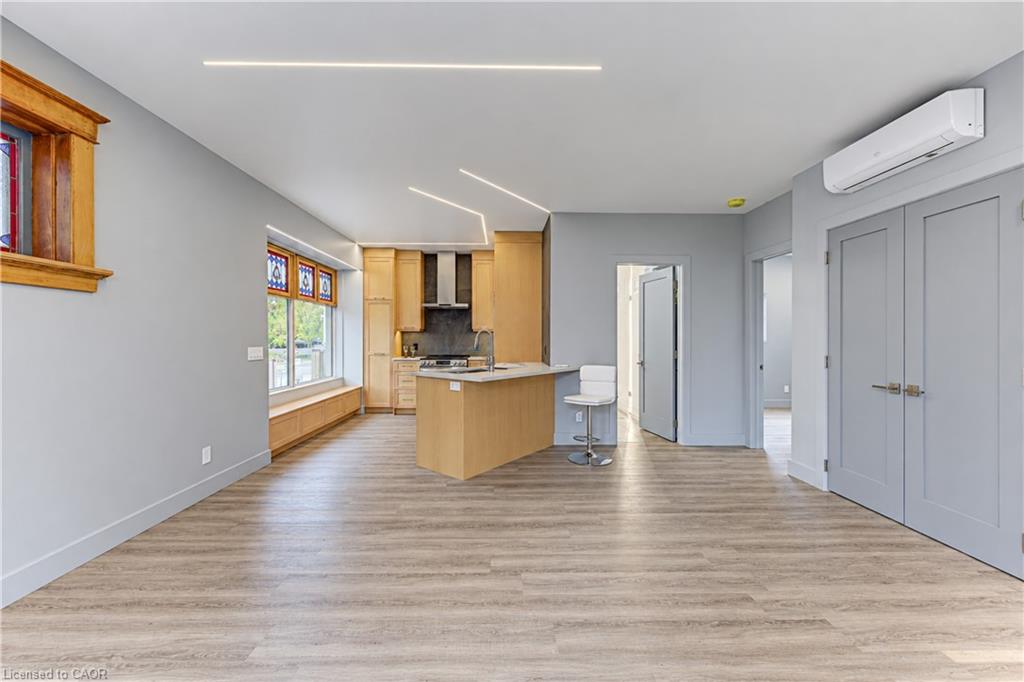 56 Mansion Street Property Photo 11