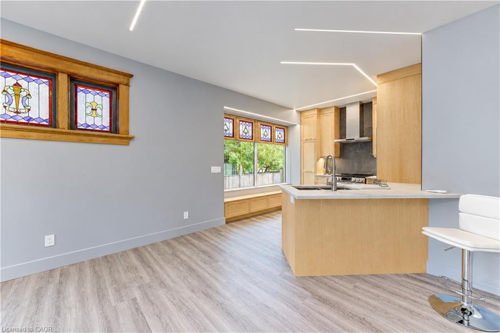 56 Mansion Street Property Photo 12