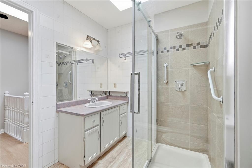 7814 Donlee Drive Property Photo 11
