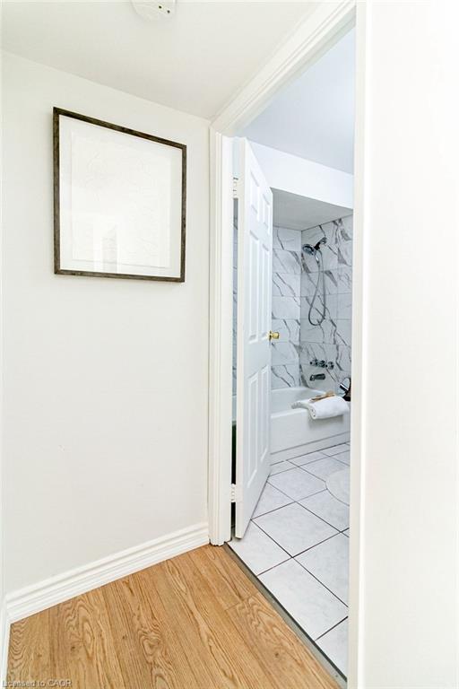 407-400 York Boulevard Property Photo 25