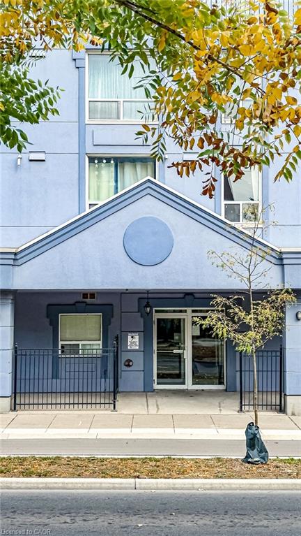 407-400 York Boulevard Property Photo 45